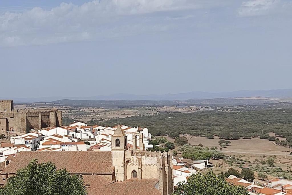 Villa El Zarzal De Segura Segura de León Esterno foto